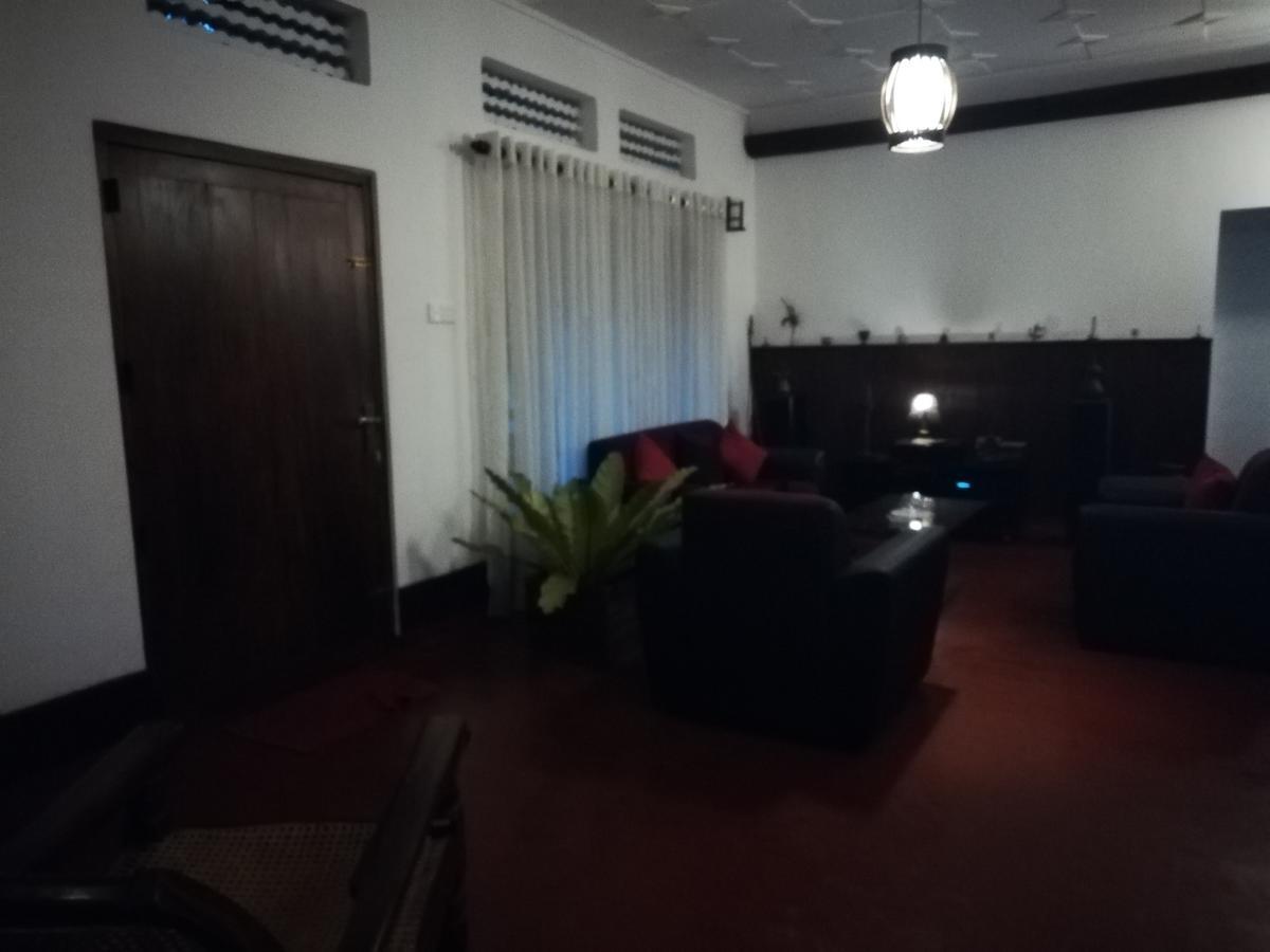 Hotel Mahaweli Shades Kandy Exterior foto