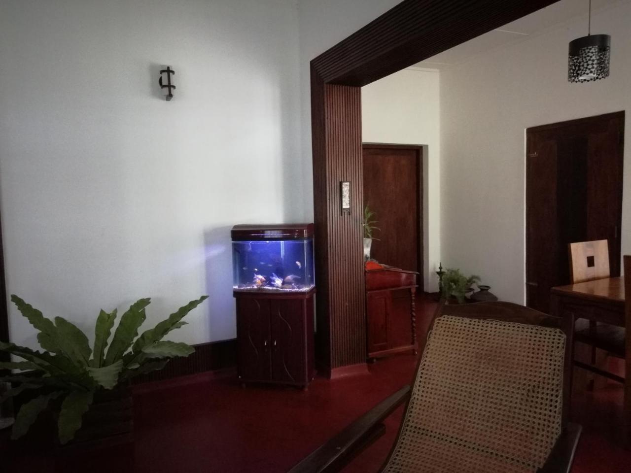 Hotel Mahaweli Shades Kandy Exterior foto